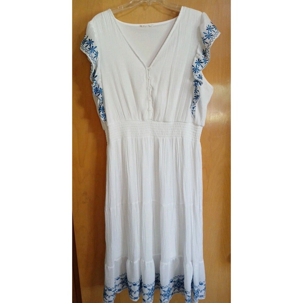 Kings Road White Sleeveless Dress Blue Embroidered Trim Lined Elastic/ Button LG
